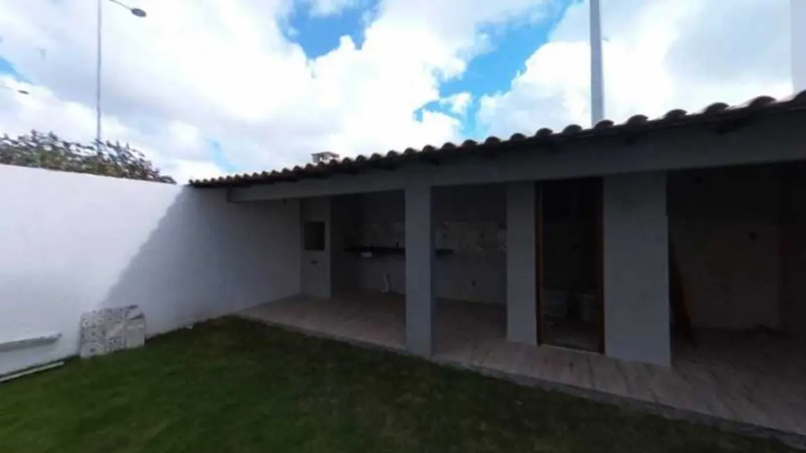 Foto 8 de Casa com 4 quartos à venda, 230m2 em Cabo Frio - RJ