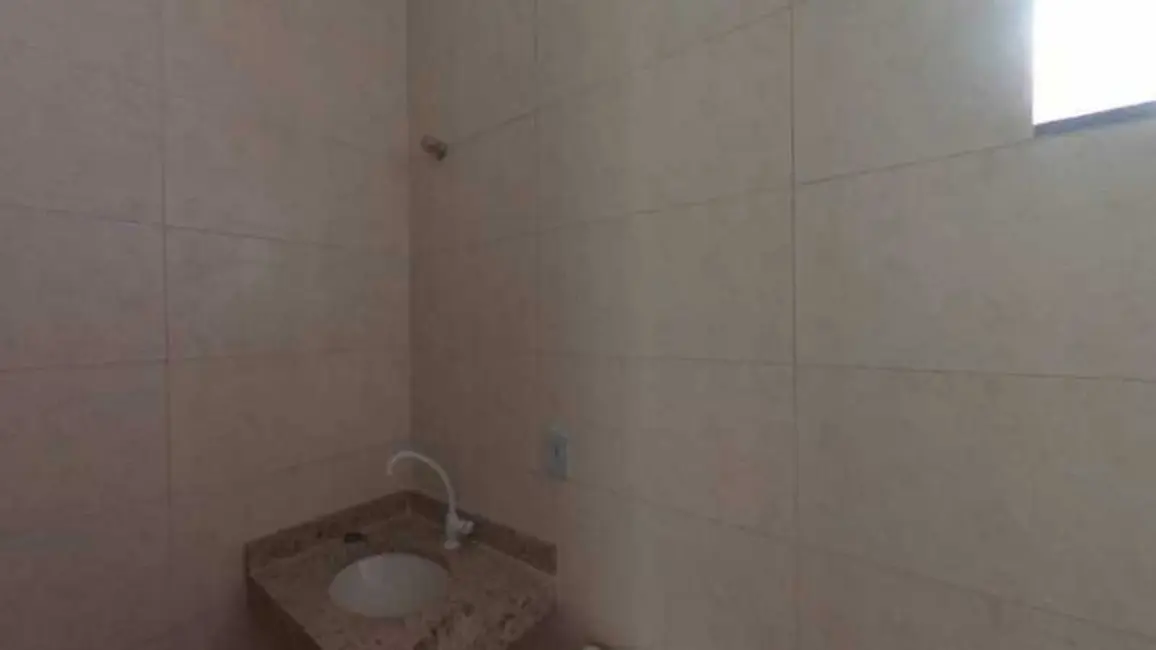 Foto 6 de Casa com 4 quartos à venda, 230m2 em Cabo Frio - RJ