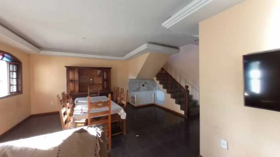 Foto 2 de Casa com 4 quartos à venda em Piratininga, Niteroi - RJ