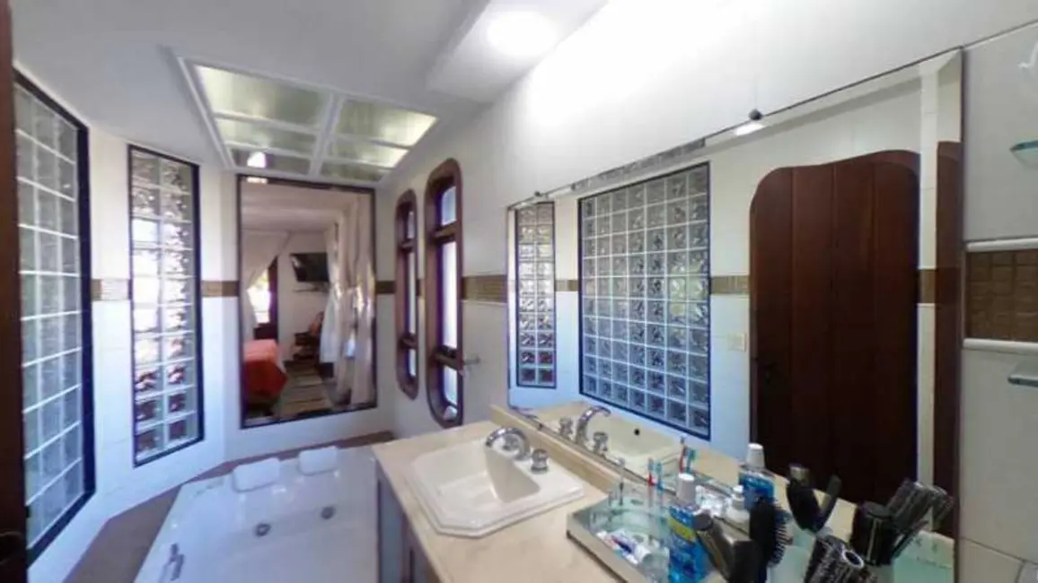 Foto 4 de Casa com 7 quartos à venda, 456m2 em Camboinhas, Niteroi - RJ