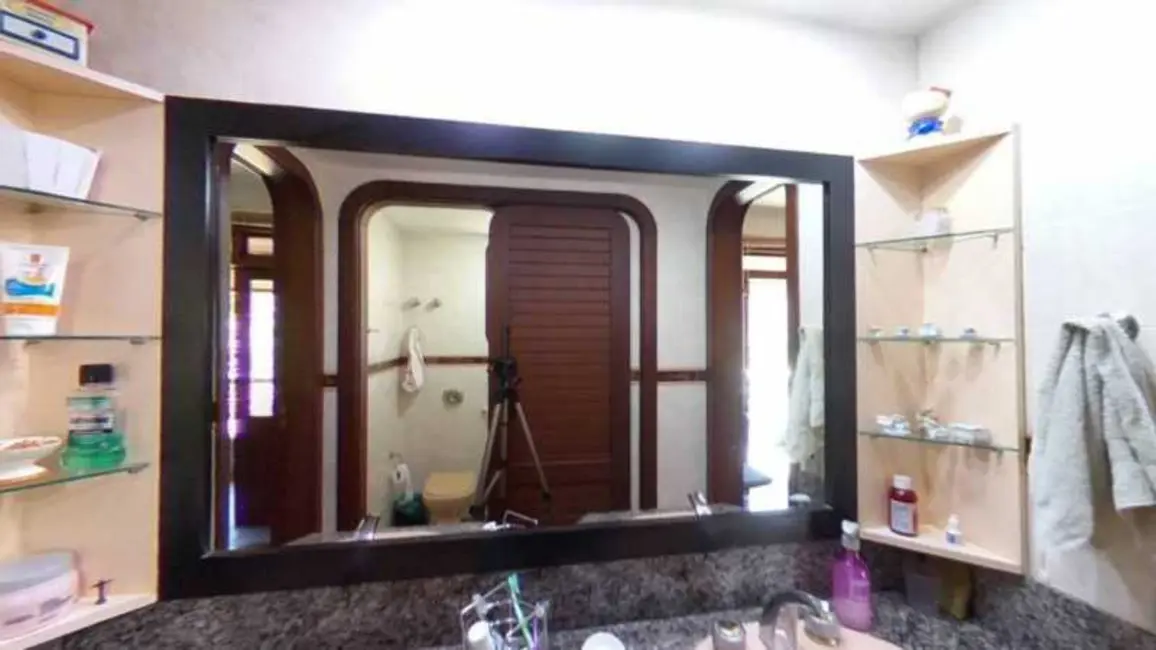 Foto 3 de Casa com 7 quartos à venda, 456m2 em Camboinhas, Niteroi - RJ