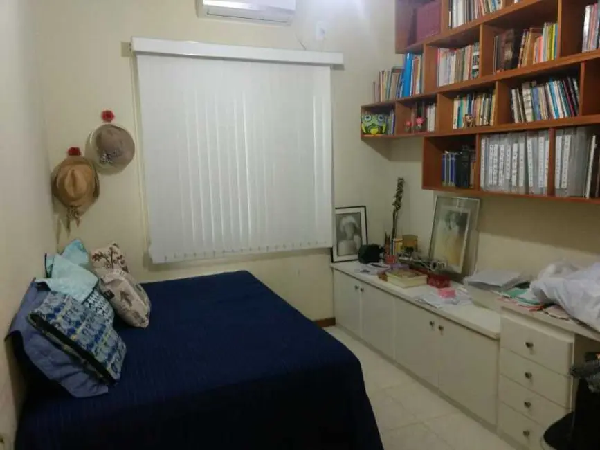 Foto 8 de Casa de Condomínio com 2 quartos à venda, 62m2 em Centro, Sao Pedro Da Aldeia - RJ