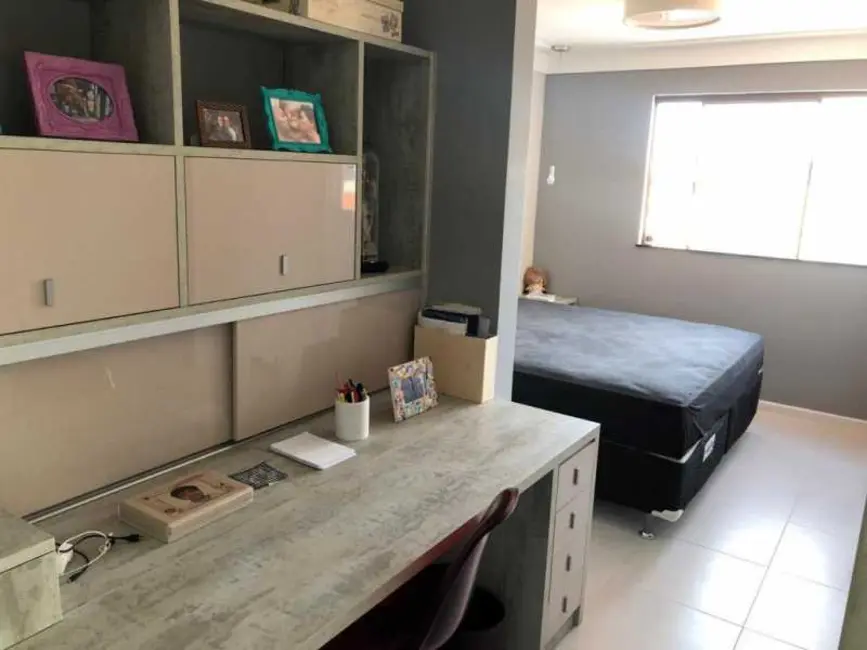 Foto 8 de Apartamento com 3 quartos à venda, 192m2 em Braga, Cabo Frio - RJ