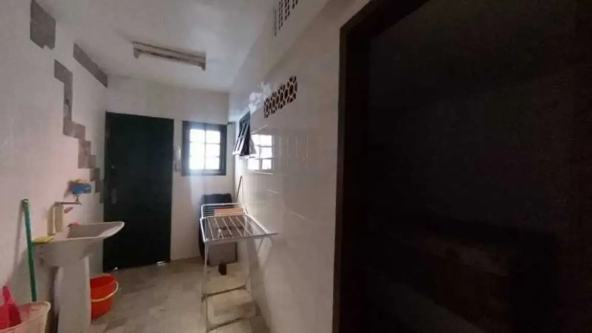Casa de Condomínio com 3 quartos à venda em Peró, Cabo Frio - RJ - imagem 4 Foto 4 de Casa de Condomínio com 3 quartos à venda em Peró, Cabo Frio - RJ