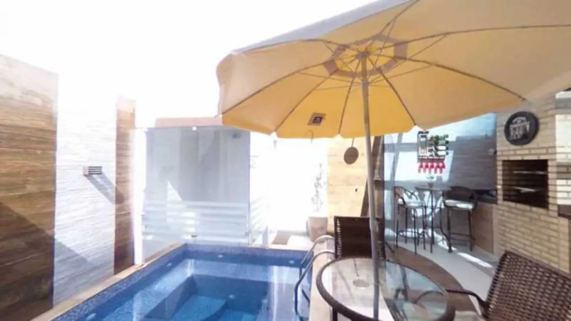 Foto 3 de Casa com 4 quartos à venda, 180m2 em Itaipu, Niteroi - RJ