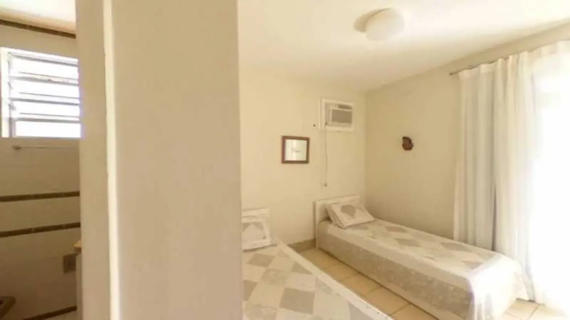 Foto 9 de Apartamento com 4 quartos à venda em Cabo Frio - RJ