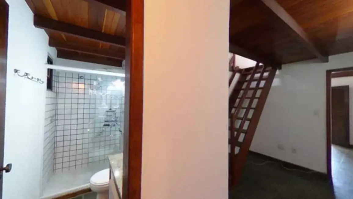 Casa de Condomínio com 3 quartos à venda, 110m2 em Ogiva, Cabo Frio - RJ - imagem 5 Foto 5 de Casa de Condomínio com 3 quartos à venda, 110m2 em Ogiva, Cabo Frio - RJ