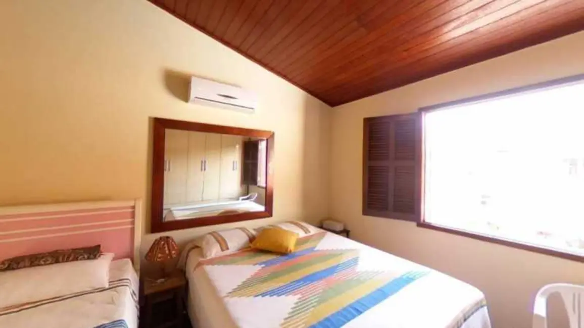 Foto 8 de Casa de Condomínio com 3 quartos à venda, 110m2 em Ogiva, Cabo Frio - RJ