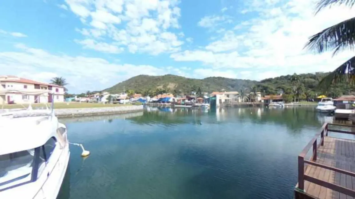 Foto 3 de Casa de Condomínio com 3 quartos à venda, 110m2 em Ogiva, Cabo Frio - RJ