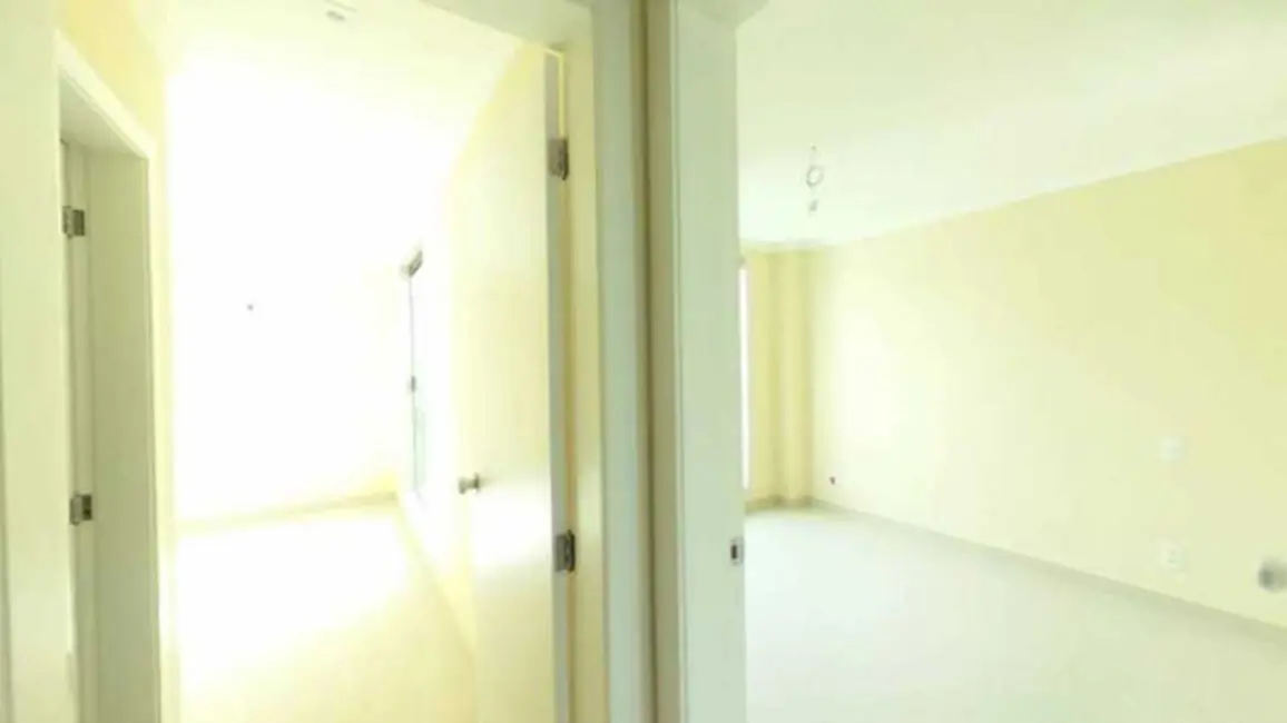 Casa de Condomínio com 4 quartos à venda, 125m2 em Ogiva, Cabo Frio - RJ - imagem 3 Foto 3 de Casa de Condomínio com 4 quartos à venda, 125m2 em Ogiva, Cabo Frio - RJ