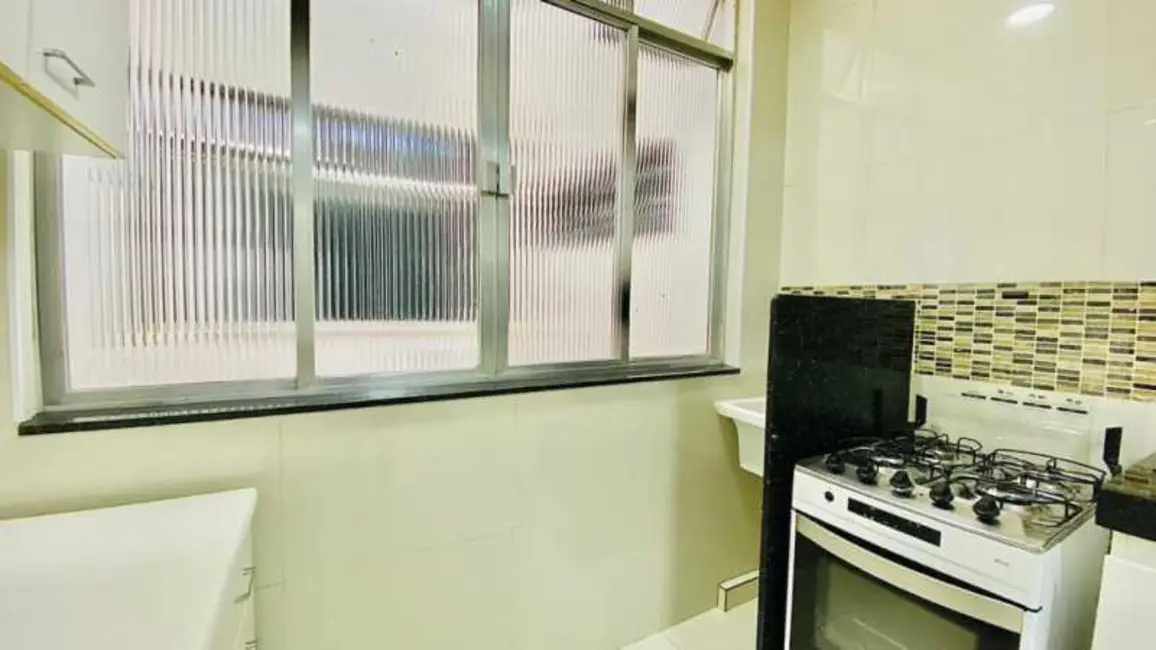 Foto 6 de Apartamento com 1 quarto à venda, 78m2 em Centro, Cabo Frio - RJ