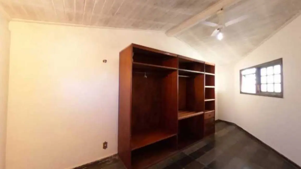 Foto 6 de Casa com 8 quartos à venda, 828m2 em Camboinhas, Niteroi - RJ