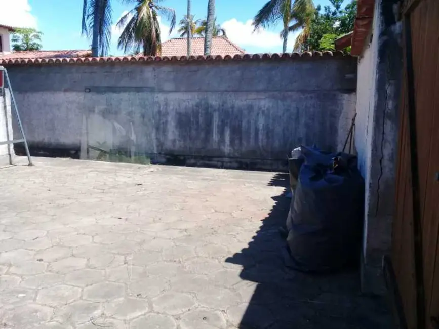 Foto 3 de Terreno / Lote à venda, 380m2 em Palmeiras, Cabo Frio - RJ