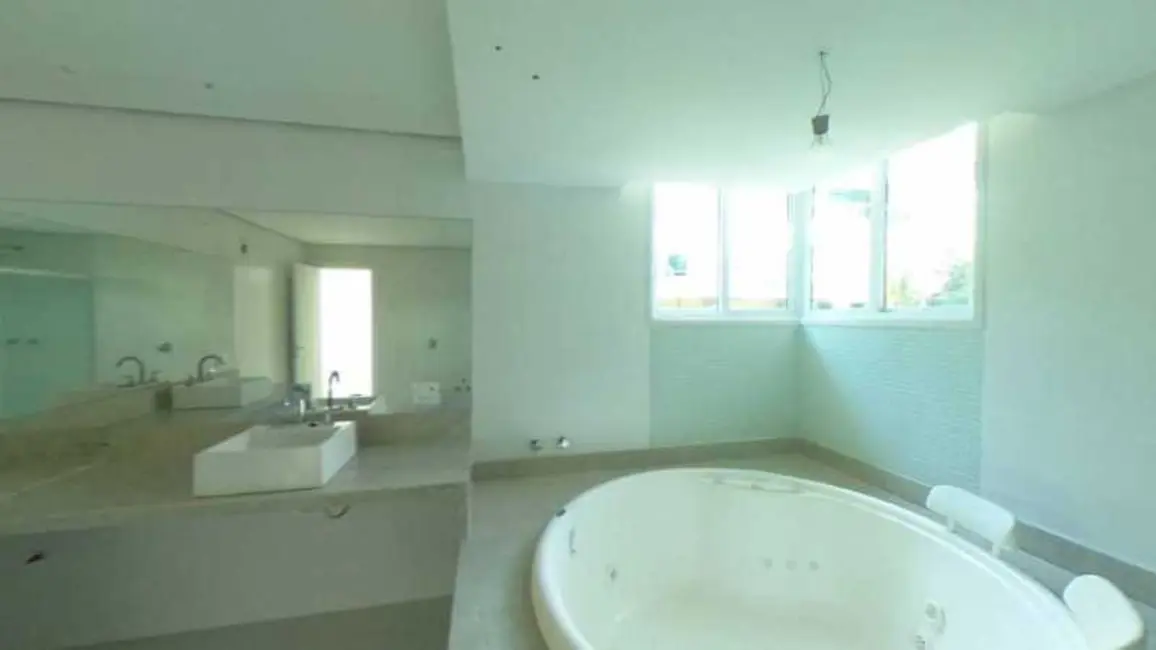 Foto 3 de Casa de Condomínio com 4 quartos à venda, 740m2 em Pendotiba, Niteroi - RJ