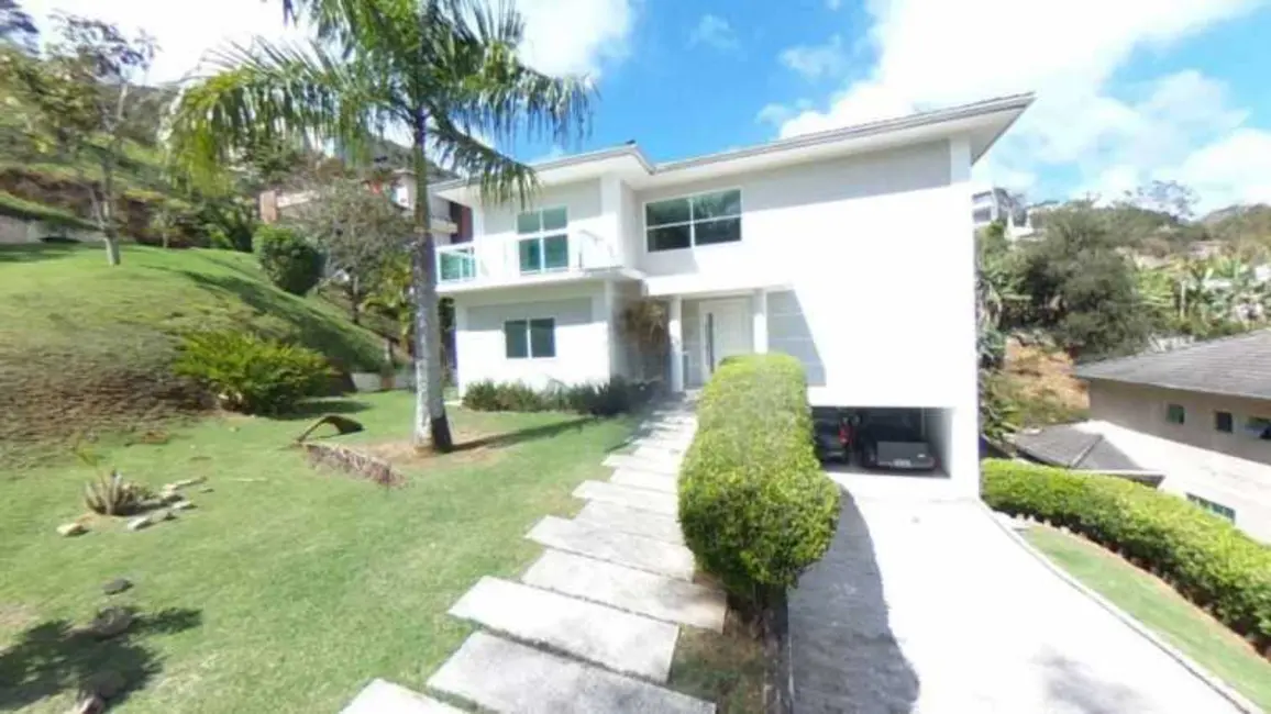 Foto 1 de Casa de Condomínio com 4 quartos à venda, 740m2 em Pendotiba, Niteroi - RJ