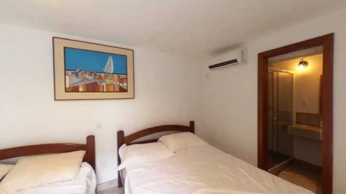 Foto 7 de Casa de Condomínio com 5 quartos à venda, 106m2 em Armacao Dos Buzios - RJ