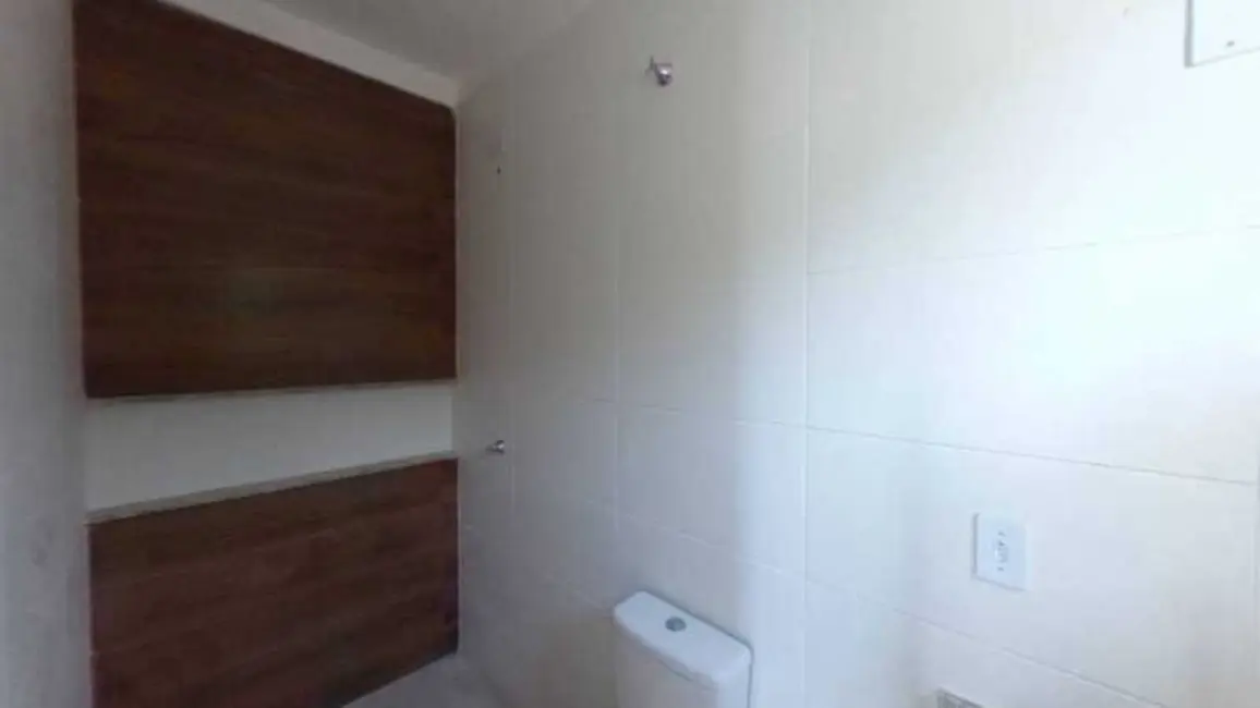 Foto 2 de Casa com 2 quartos à venda, 82m2 em Jardim Interlagos (Ponta Negra), Marica - RJ