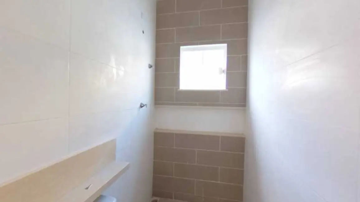 Foto 3 de Casa com 3 quartos à venda, 95m2 em Jardim Atlântico Leste (Itaipuaçu), Marica - RJ