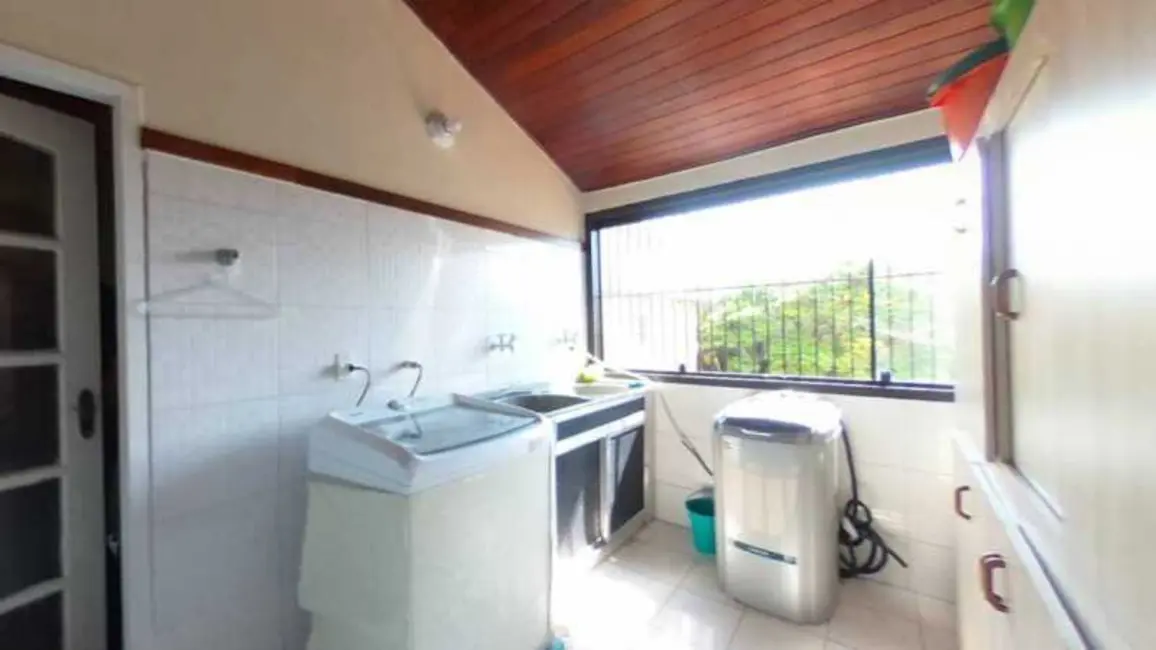 Foto 8 de Casa com 3 quartos à venda em Armacao Dos Buzios - RJ