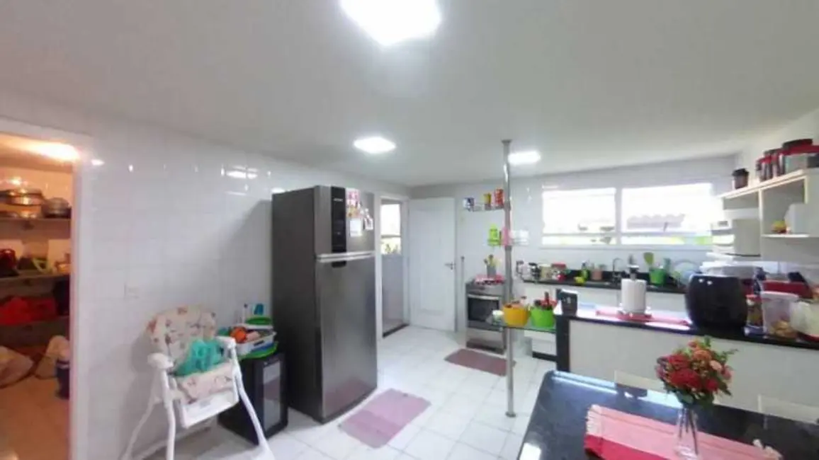 Casa de Condomínio com 4 quartos à venda, 560m2 em Serra Grande, Niteroi - RJ - imagem 7 Foto 7 de Casa de Condomínio com 4 quartos à venda, 560m2 em Serra Grande, Niteroi - RJ