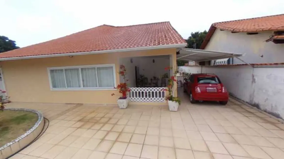 Foto 1 de Casa com 5 quartos à venda, 340m2 em Itaipu, Niteroi - RJ