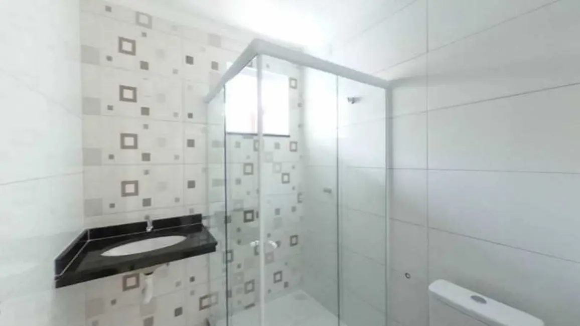 Foto 2 de Casa de Condomínio com 2 quartos à venda, 91m2 em Jardim Interlagos (Ponta Negra), Marica - RJ