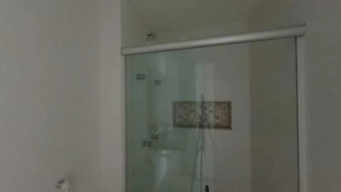 Apartamento com 2 quartos à venda, 70m2 em Centro, Cabo Frio - RJ - imagem 4 Foto 4 de Apartamento com 2 quartos à venda, 70m2 em Centro, Cabo Frio - RJ