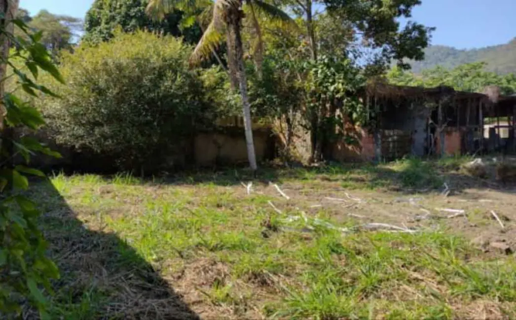 Foto 1 de Terreno / Lote à venda, 450m2 em Engenho do Mato, Niteroi - RJ