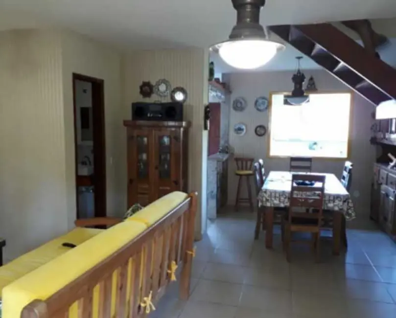 Foto 4 de Casa com 2 quartos à venda, 180m2 em Maravista, Niteroi - RJ