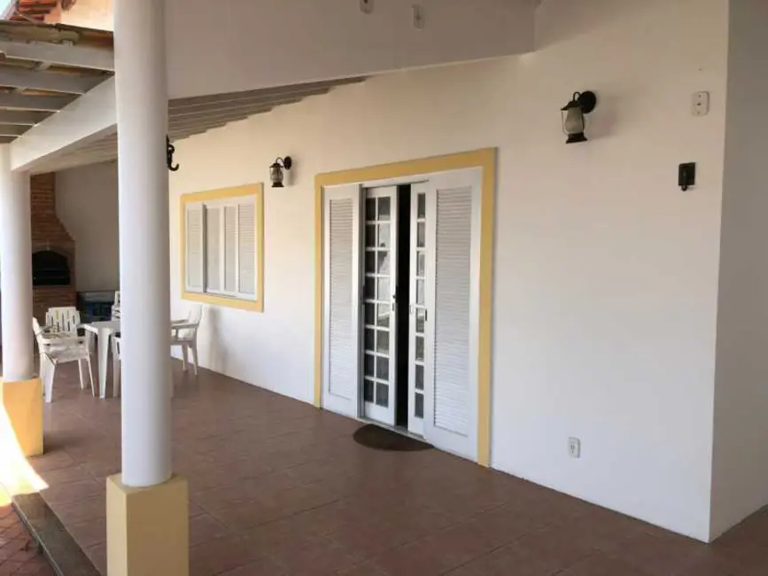 Foto 4 de Casa com 3 quartos à venda, 192m2 em Jardim Flamboyant, Cabo Frio - RJ