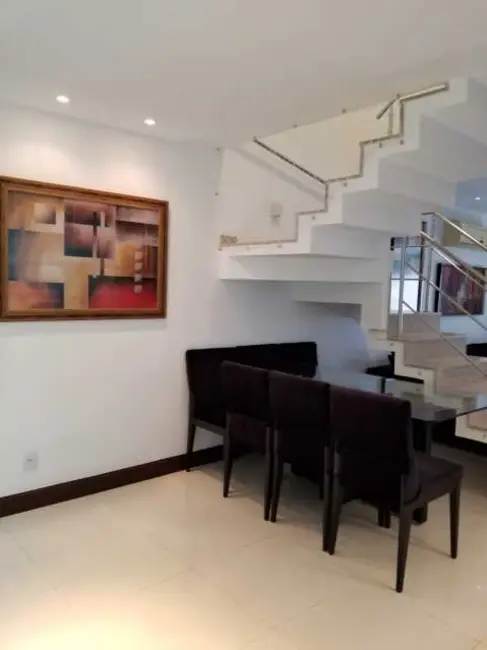 Foto 2 de Casa de Condomínio com 3 quartos à venda, 180m2 em Portinho, Cabo Frio - RJ