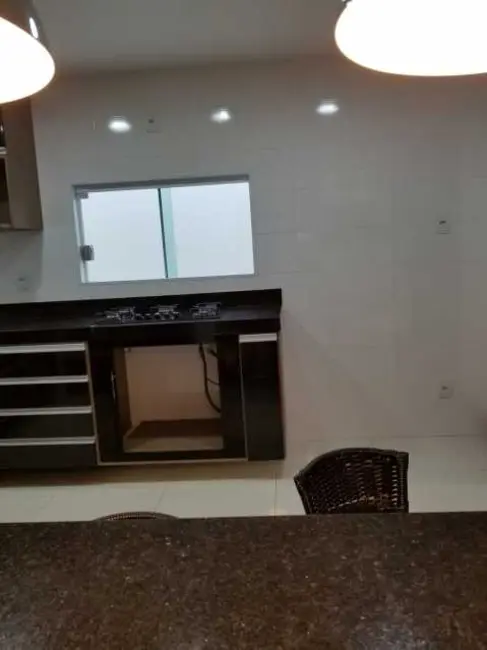 Foto 4 de Casa de Condomínio com 3 quartos à venda, 180m2 em Portinho, Cabo Frio - RJ