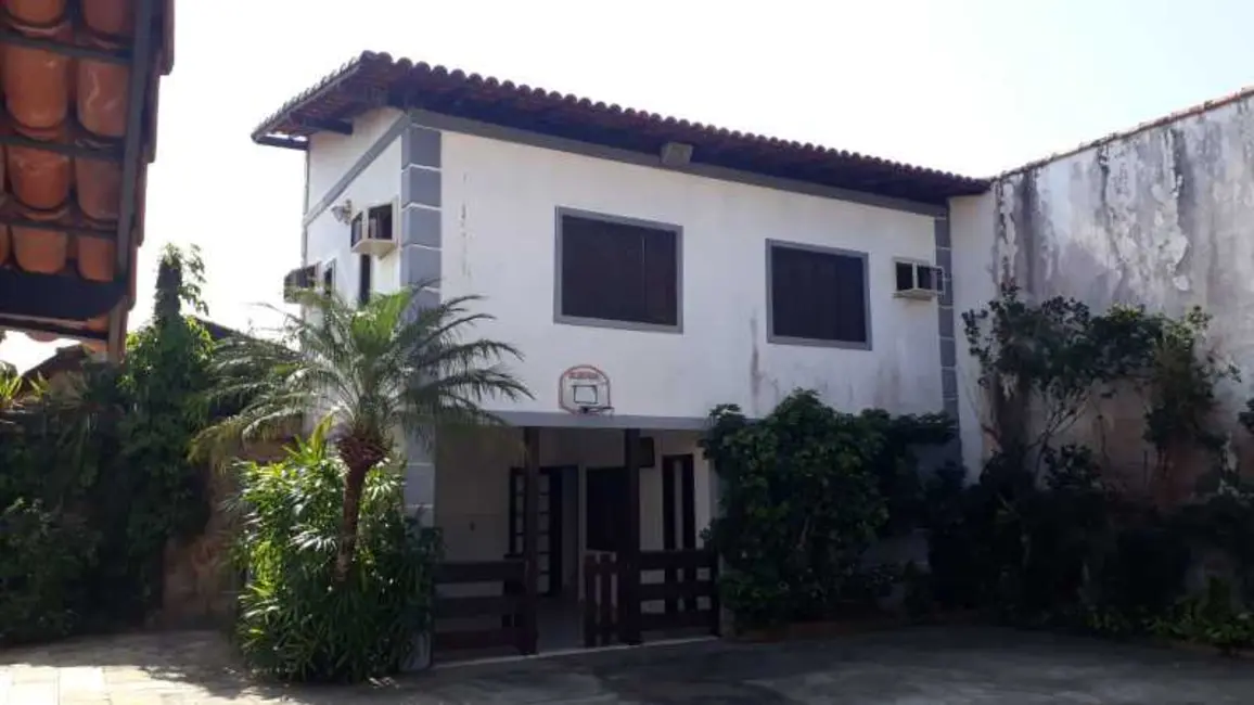 Foto 2 de Casa de Condomínio com 5 quartos à venda, 250m2 em Itaipu, Niteroi - RJ