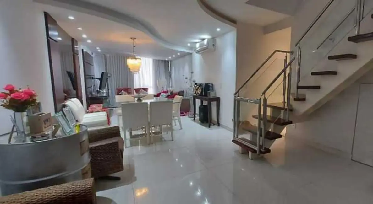 Foto 7 de Apartamento com 4 quartos à venda, 197m2 em Braga, Cabo Frio - RJ