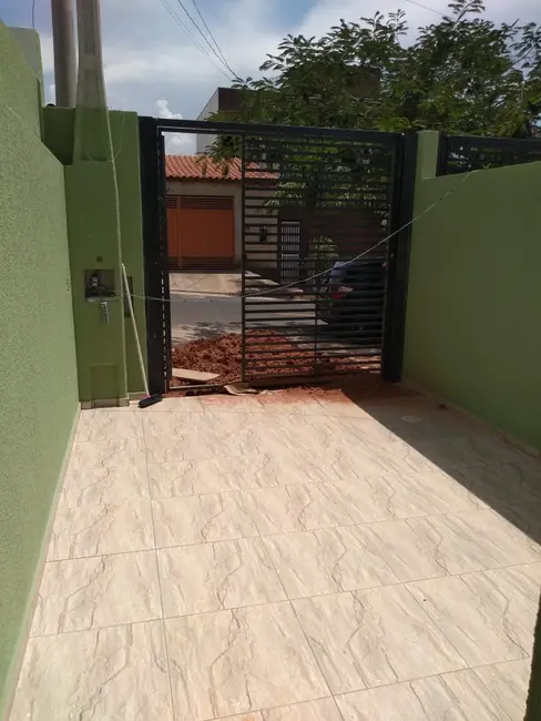 Casa com 2 quartos à venda, 55m2 em Jardim Santa Marta, Sorocaba - SP - imagem 4 Foto 4 de Casa com 2 quartos à venda, 55m2 em Jardim Santa Marta, Sorocaba - SP