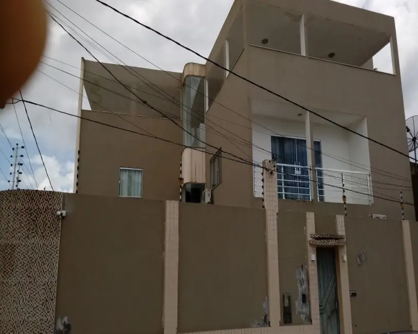 Casa com 4 quartos à venda, 396m2 em Centro, Urucuca - BA - imagem 5 Foto 5 de Casa com 4 quartos à venda, 396m2 em Centro, Urucuca - BA