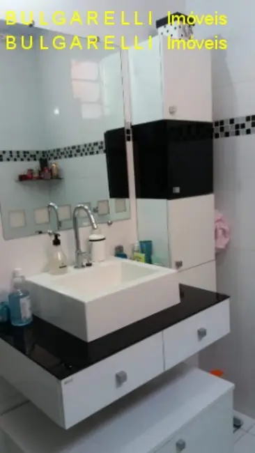 Casa com 2 quartos à venda, 167m2 em Centro, Jundiai - SP - imagem 4 Foto 4 de Casa com 2 quartos à venda, 167m2 em Centro, Jundiai - SP