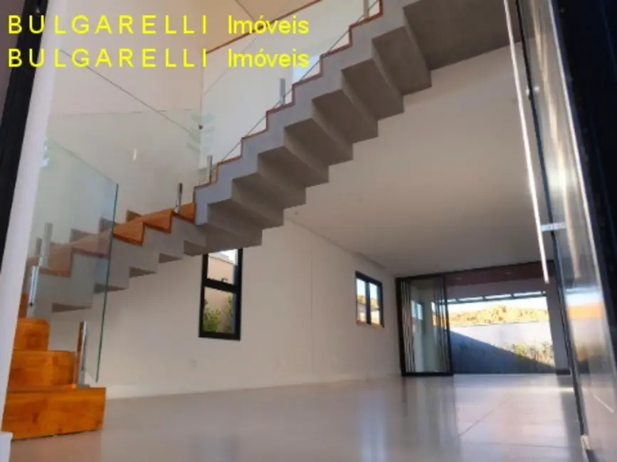 Casa de Condomínio com 3 quartos à venda, 300m2 em Jundiai - SP - imagem 5 Foto 5 de Casa de Condomínio com 3 quartos à venda, 300m2 em Jundiai - SP