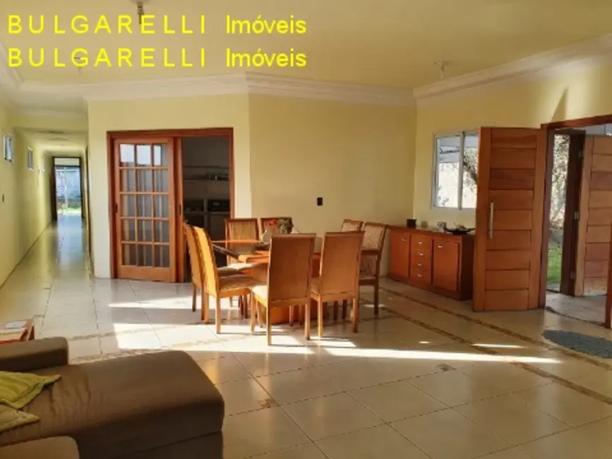 Foto 6 de Casa de Condomínio com 3 quartos à venda, 220m2 em Alpes dos Araçás (Jordanésia), Cajamar - SP