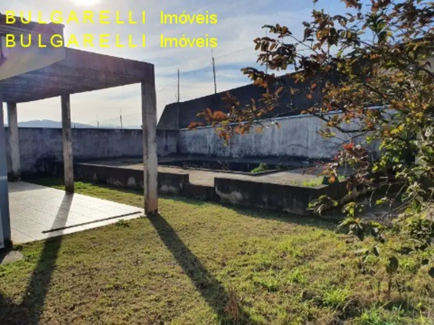 Foto 2 de Casa de Condomínio com 3 quartos à venda, 220m2 em Alpes dos Araçás (Jordanésia), Cajamar - SP