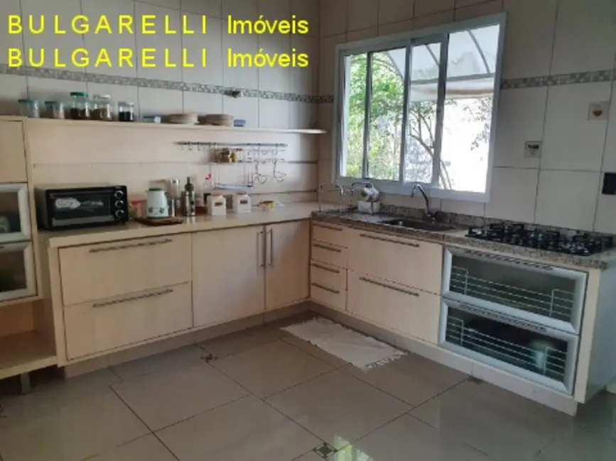 Foto 1 de Casa de Condomínio com 3 quartos à venda, 220m2 em Alpes dos Araçás (Jordanésia), Cajamar - SP