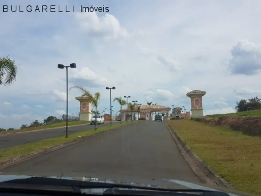 Foto 5 de Terreno / Lote à venda, 740m2 em Louveira - SP