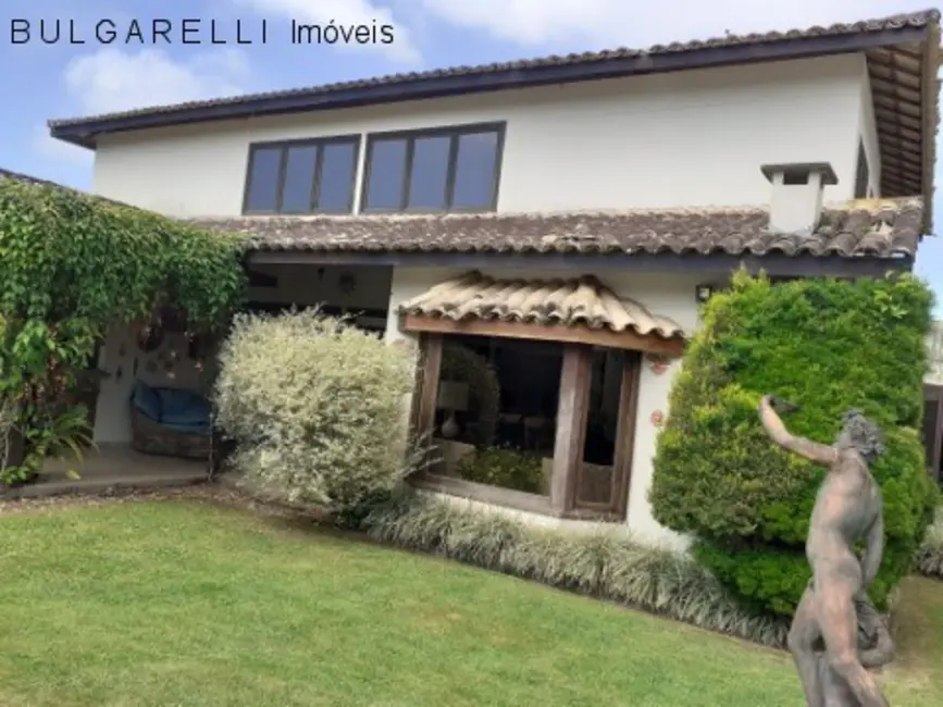 Casa de Condomínio com 5 quartos à venda, 480m2 em Jardim Acapulco, Guaruja - SP - imagem 9 Foto 9 de Casa de Condomínio com 5 quartos à venda, 480m2 em Jardim Acapulco, Guaruja - SP