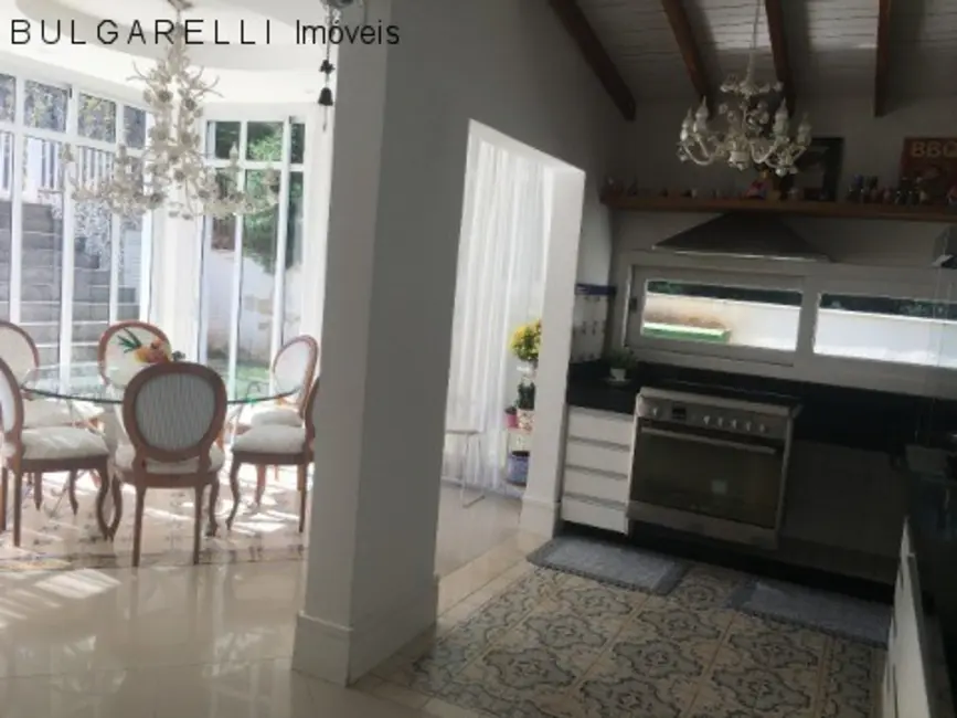 Casa de Condomínio com 5 quartos à venda, 800m2 em Serra dos Lagos (Jordanésia), Cajamar - SP - imagem 6 Foto 6 de Casa de Condomínio com 5 quartos à venda, 800m2 em Serra dos Lagos (Jordanésia), Cajamar - SP