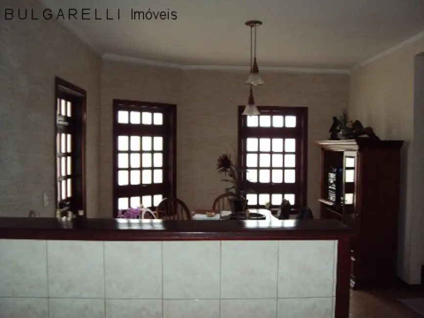 Foto 2 de Casa com 3 quartos à venda, 370m2 em Loteamento Vale Azul I, Jundiai - SP