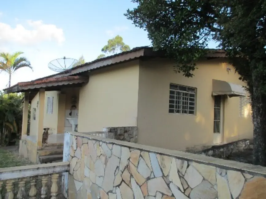 Chácara com 3 quartos à venda, 600m2 em Ivoturucaia, Jundiai - SP - imagem 6 Foto 6 de Chácara com 3 quartos à venda, 600m2 em Ivoturucaia, Jundiai - SP