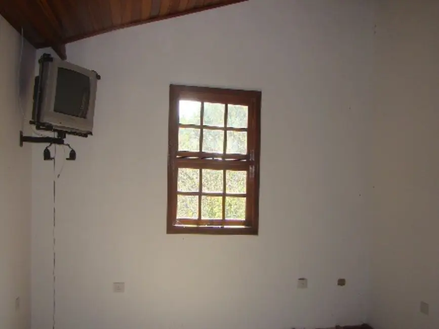 Chácara com 5 quartos à venda, 11500m2 em Bosque dos Pinheirinhos, Jundiai - SP - imagem 6 Foto 6 de Chácara com 5 quartos à venda, 11500m2 em Bosque dos Pinheirinhos, Jundiai - SP