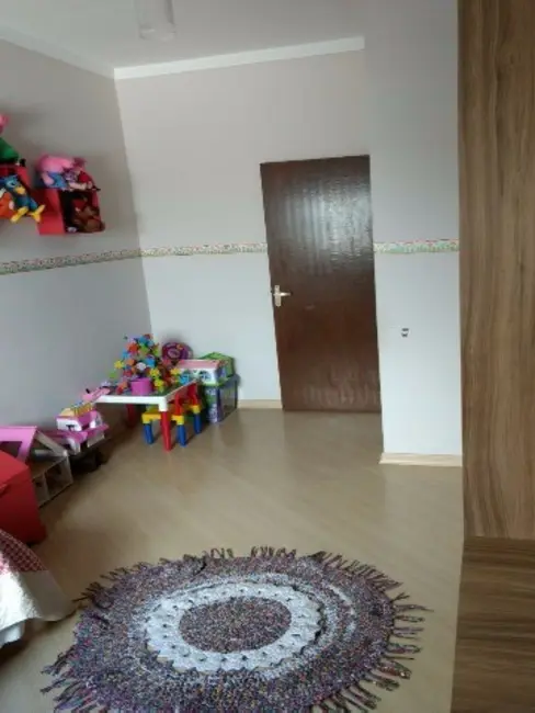 Casa com 3 quartos à venda, 168m2 em Parque da Represa, Jundiai - SP - imagem 4 Foto 4 de Casa com 3 quartos à venda, 168m2 em Parque da Represa, Jundiai - SP