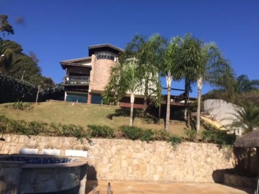 Foto 1 de Chácara com 5 quartos à venda, 640m2 em Louveira - SP