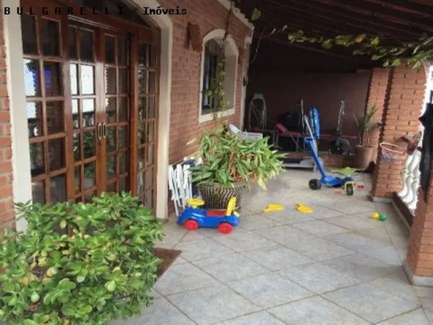 Foto 2 de Casa com 2 quartos à venda, 212m2 em Vila Olímpia, Campo Limpo Paulista - SP